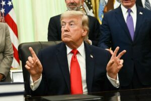 Trump anuncia pacto inminente con Irán, pero Teherán enfría el optimismo